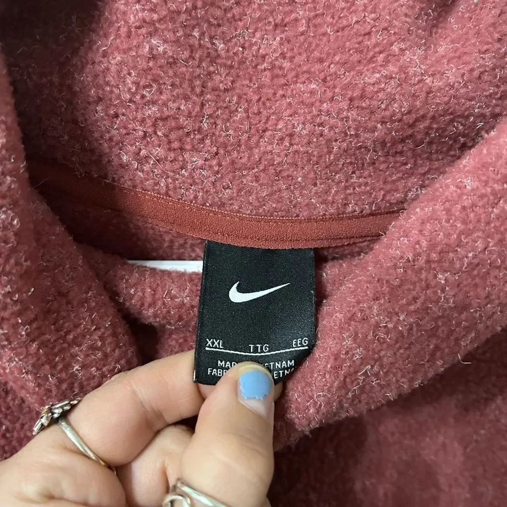 Nike Red Sweatshirt - Picture 3 of 4